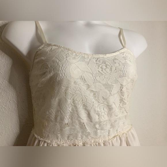 NWT Arden B  Ivory Lace Overlay Spaghetti Straps  Light Flowy Size L - Picture 2 of 11